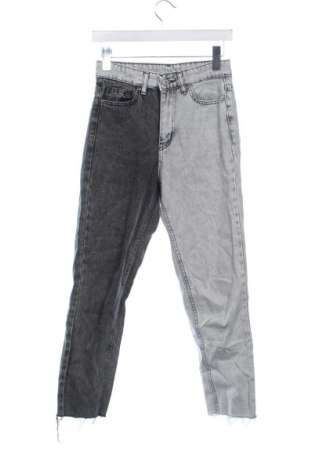 Női farmernadrág Unbranded, Méret S, Szín Sokszínű, Ár 5 979 Ft, #136796038