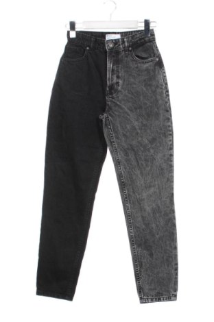 Női farmernadrág Bershka, Méret XXS, Szín Sokszínű, Ár 5 749 Ft, #136804245