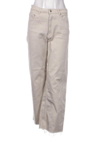 Blugi de femei H&M, Mărime M, Culoare Bej, Preț 65,00 Lei, #136807267