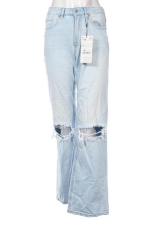 Damskie jeansy Stradivarius, Rozmiar S, Kolor Niebieski, Cena 105,99 zł, #136813411
