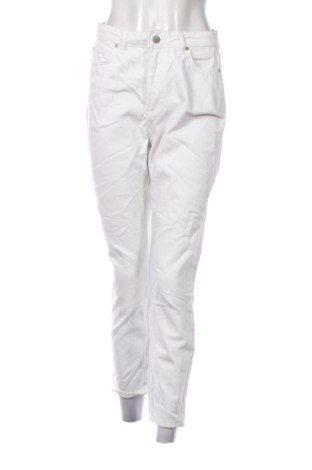 Blugi de femei Trendyol, Mărime S, Culoare Alb, Preț 23,99 Lei, #136819060
