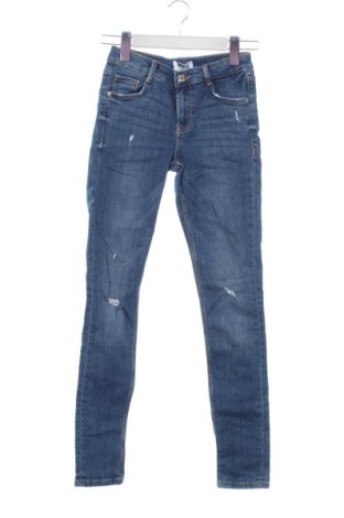 Damskie jeansy Zara, Rozmiar XS, Kolor Niebieski, Cena 107,17 zł, #136823184