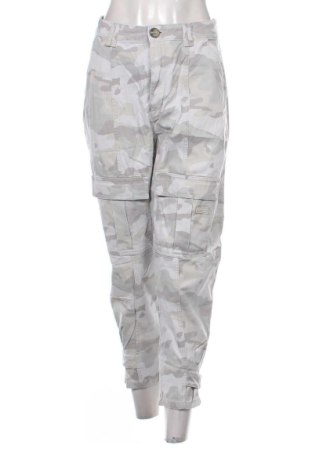 Damskie jeansy Bershka, Rozmiar S, Kolor Kolorowy, Cena 32,99 zł, #136829276
