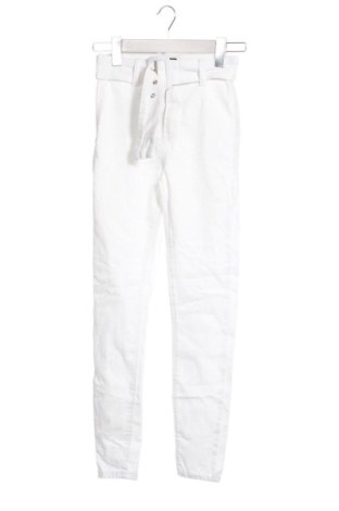 Blugi de femei Bershka, Mărime XXS, Culoare Alb, Preț 87,99 Lei, #136833142