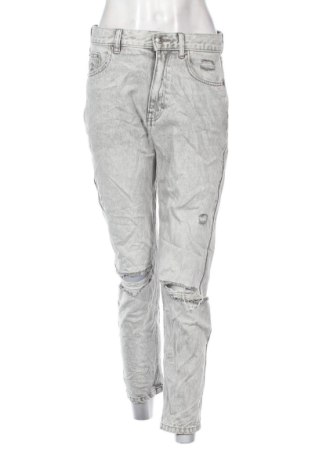Дамски дънки Pull&Bear, Размер S, Цвят Сив, Цена 16,87 €, #136834074