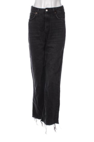 Blugi de femei Zara, Mărime S, Culoare Negru, Preț 62,99 Lei, #136835280