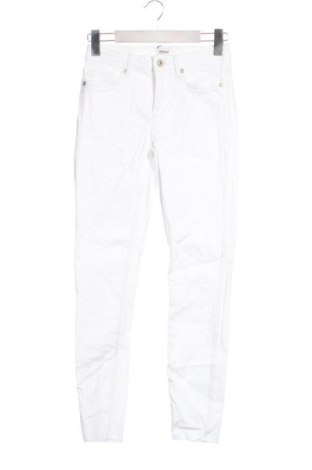 Damskie jeansy ONLY, Rozmiar XS, Kolor Biały, Cena 67,99 zł, #136836390
