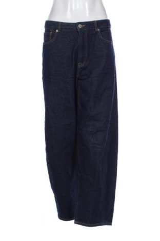 Damskie jeansy LC Waikiki, Rozmiar XL, Kolor Niebieski, Cena 112,53 zł, #136854246