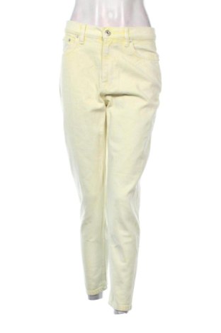 Дамски дънки Mango, Размер M, Цвят Жълт, Цена 16,87 €, #136701775