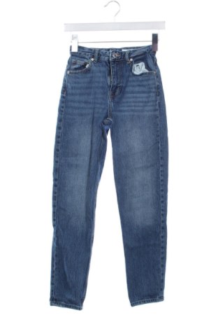 Női farmernadrág Bershka, Méret XXS, Szín Kék, Ár 5 707 Ft, #136812194