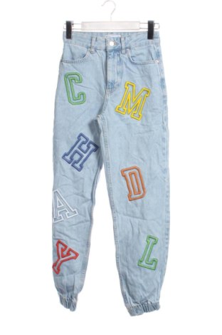 Damskie jeansy Bershka, Rozmiar XXS, Kolor Niebieski, Cena 44,99 zł, #136818499