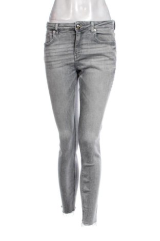 Blugi de femei Zara, Mărime L, Culoare Gri, Preț 83,41 Lei, #136847479