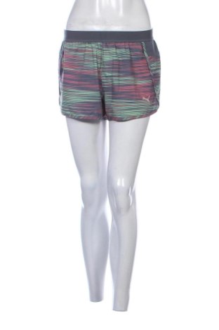 Pantaloni scurți de femei PUMA, Mărime S, Culoare Multicolor, Preț 64,99 Lei, #136753055