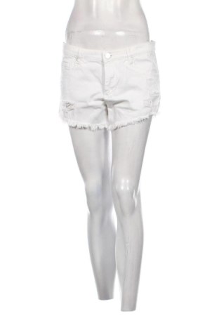 Pantaloni scurți de femei Zoe Karssen, Mărime M, Culoare Alb, Preț 101,99 Lei, #136765835