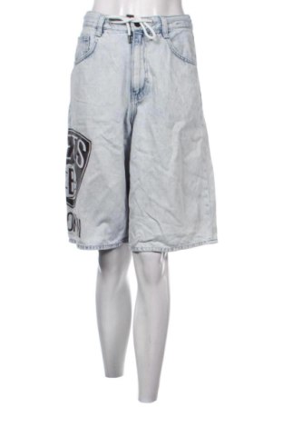 Дамски къс панталон Bershka, Размер S, Цвят Син, Цена 8,18 €, #136770772