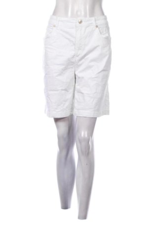 Damen Shorts C&A, Größe L, Farbe Weiß, Preis 8,99 €, #136803480
