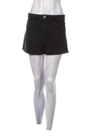Pantaloni scurți de femei H&M, Mărime M, Culoare Negru, Preț 48,99 Lei, #136803819