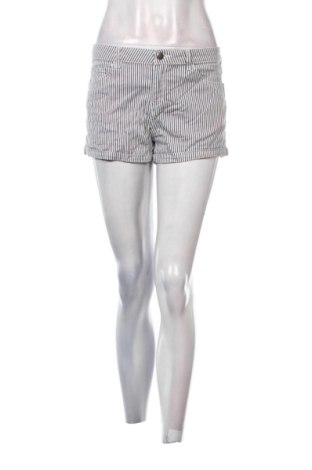 Pantaloni scurți de femei H&M, Mărime M, Culoare Multicolor, Preț 41,71 Lei, #136805976
