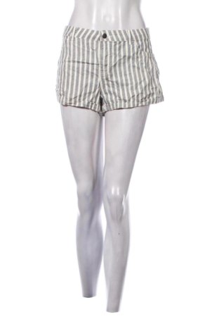 Дамски къс панталон H&M, Размер XL, Цвят Многоцветен, Цена 7,66 €, #136809289