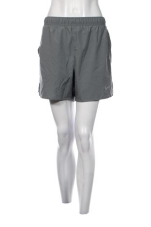 Дамски къс панталон Nike, Размер L, Цвят Сив, Цена 25,05 €, #136821940