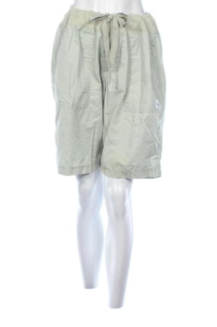 Pantaloni scurți de femei Calvin Klein Jeans, Mărime XXL, Culoare Verde, Preț 114,69 Lei, #136851954