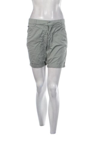 Pantaloni scurți de femei H&M, Mărime S, Culoare Verde, Preț 41,71 Lei, #136857877