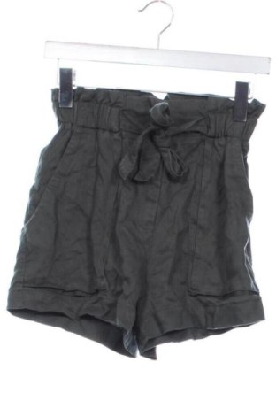 Damen Shorts H&M, Größe XXS, Farbe Grau, Preis € 8,99, #136772150