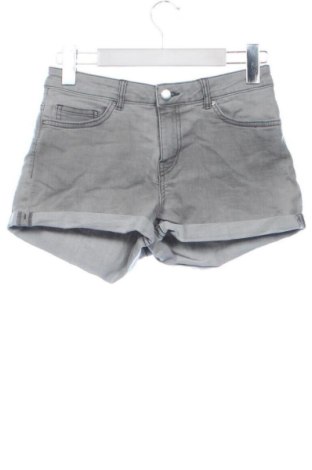 Дамски къс панталон H&M, Размер M, Цвят Сив, Цена 7,15 €, #136787972