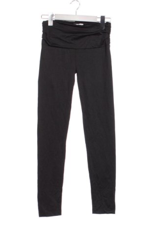 Дамски клин Pull&Bear, Размер XS, Цвят Черен, Цена 8,18 €, #136783034