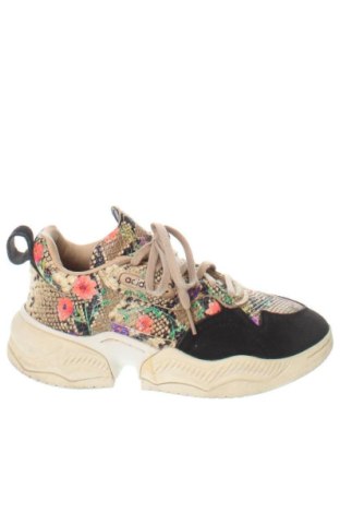 Дамски обувки Adidas Originals, Размер 37, Цвят Многоцветен, Цена 70,00 €, #136826249