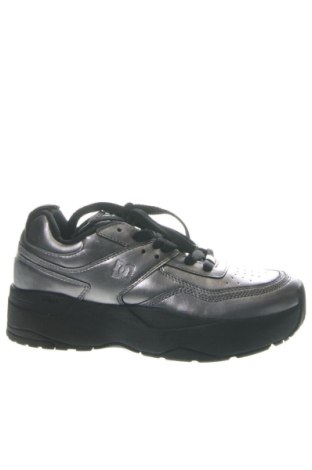 Дамски обувки DC Shoes, Размер 39, Цвят Сребрист, Цена 84,36 €, #136839148