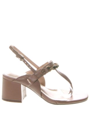 Obuwie damskie Guess, Rozmiar 35, Kolor Beżowy, Cena 328,92 zł, #136809204