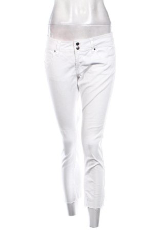 Damenhose Terranova, Größe L, Farbe Weiß, Preis 8,99 €, #136730660