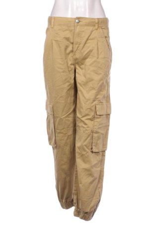Дамски панталон Pull&Bear, Размер M, Цвят Бежов, Цена 11,24 €, #136764899