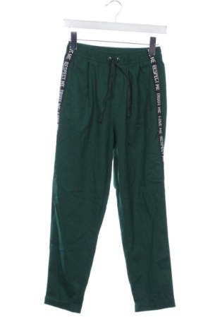 Pantaloni de femei Bershka, Mărime XXS, Culoare Verde, Preț 62,99 Lei, #136768205