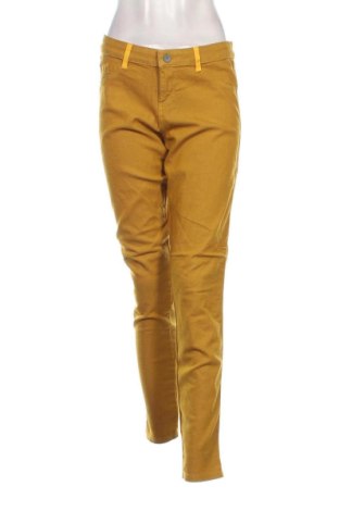 Дамски панталон Tezenis, Размер L, Цвят Жълт, Цена 7,66 €, #136772895