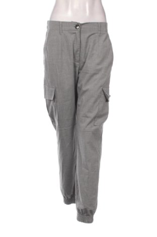Női nadrág Bershka, Méret M, Szín Szürke, Ár 2 149 Ft, #136813005