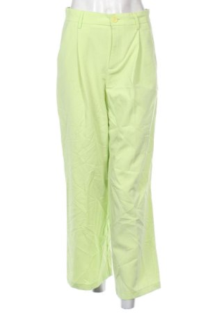 Damenhose Bershka, Größe M, Farbe Grün, Preis 10,99 €, #136813007