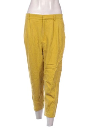Pantaloni de femei Zara, Mărime M, Culoare Galben, Preț 52,99 Lei, #136813030