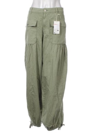 Pantaloni de femei C&A, Mărime M, Culoare Verde, Preț 144,30 Lei, #136816075