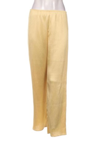 Pantaloni de femei Zara, Mărime M, Culoare Bej, Preț 166,77 Lei, #136816949