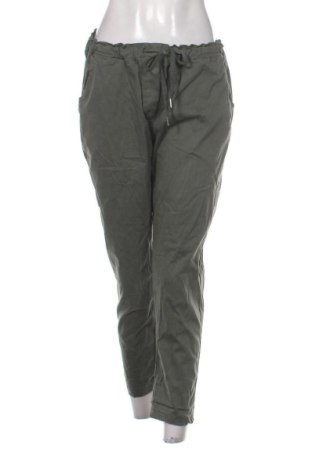 Дамски панталон Piazza Italia, Размер XL, Цвят Зелен, Цена 10,73 €, #136827249