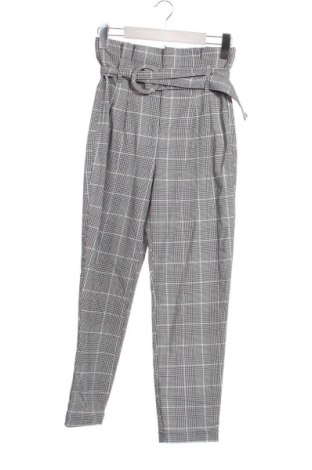 Дамски панталон Bershka, Размер XS, Цвят Многоцветен, Цена 2,55 €, #136831861
