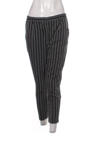 Pantaloni de femei Bershka, Mărime M, Culoare Multicolor, Preț 48,99 Lei, #136836548