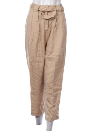 Pantaloni de femei Gaudi Jeans, Mărime M, Culoare Bej, Preț 107,99 Lei, #136841685