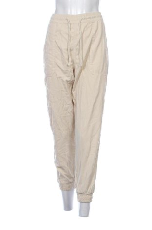 Pantaloni de femei Clockhouse, Mărime XL, Culoare Ecru, Preț 47,99 Lei, #136692929