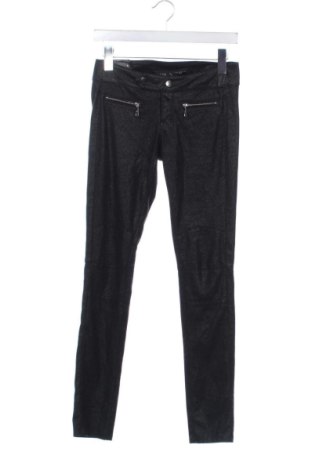 Pantaloni de femei Guess, Mărime M, Culoare Multicolor, Preț 155,99 Lei, #136677985