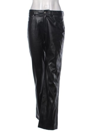 Pantaloni de femei Stradivarius, Mărime M, Culoare Negru, Preț 46,99 Lei, #136783885