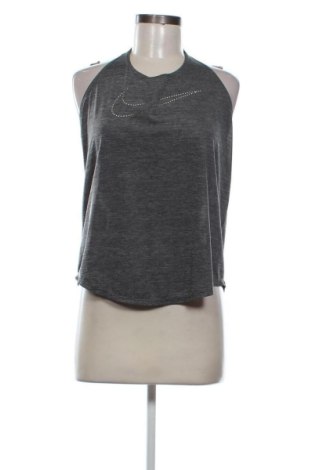 Top sport de damă. Nike, Mărime M, Culoare Gri, Preț 93,99 Lei, #136789617