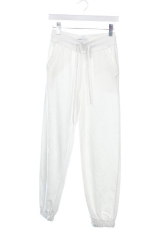 Női sport nadrág Bershka, Méret XS, Szín Fehér, Ár 4 799 Ft, #136791481